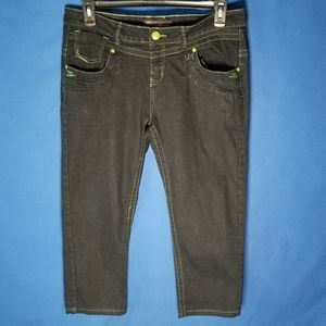 OU7 Stretch Skinny Leg Cropped Jeans Blue With Green Stitching Decorative Pocket